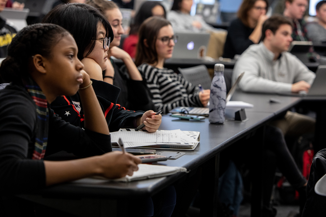 Undergraduate students in Dwight Kravitz' Biological Psych 2015 course, January 2019